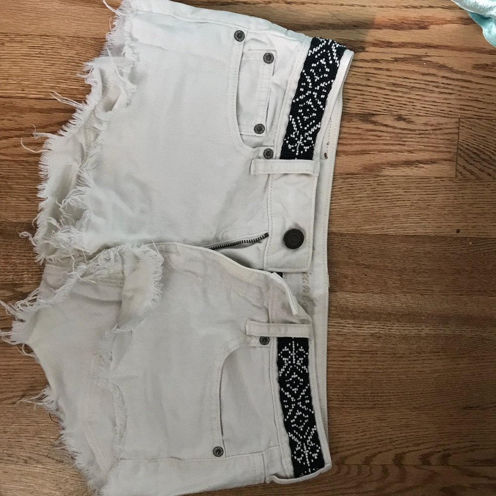 White wash Jean shorts